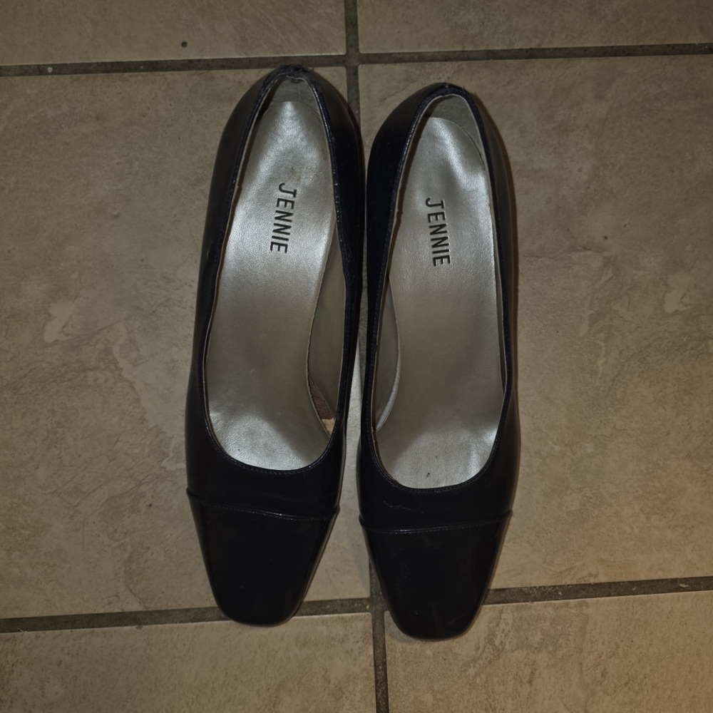 Jenni Classic Black Blue Heels